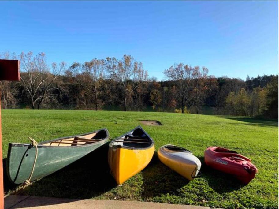 The Barn At Evermore: Riverfront Retreat W/Hot Tub Luray Ngoại thất bức ảnh